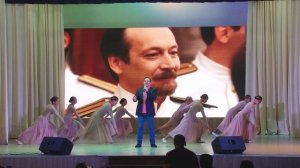 "Русский вальс" исп. - Юрий Попов.