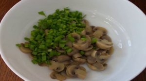 Салат с шампиньонами и сыром