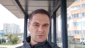 Многострадальная остановка в горгиппии у парка