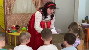 Проект "Взрослые и дети - неразлучные друзья". "В гостях у сказки" (проводит мама воспитанника).