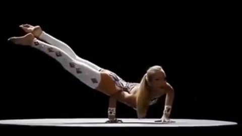 Фитнес | спорт | девушка в бикини | красивые девушки