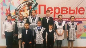 ПОЗДРАВЛЕНИЕ С ДНЁМ РАБОТНИКА СЕЛЬСКОГО ХОЗЯЙСТВА ОТ УЧАЩИХСЯ ШКОЛЫ СЕЛА СЛУДКА