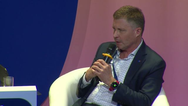 Финополис 2025. День 3. Секция 3.3. Как учиться быстрее, чем меняется мир?