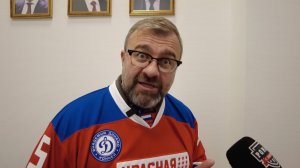 Михаил Пореченков сказал правду про Овечкина. За кого в России болеет киношный богатырь?