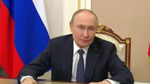 Владимир Путин поздравил с профессиональным праздником работников АПК