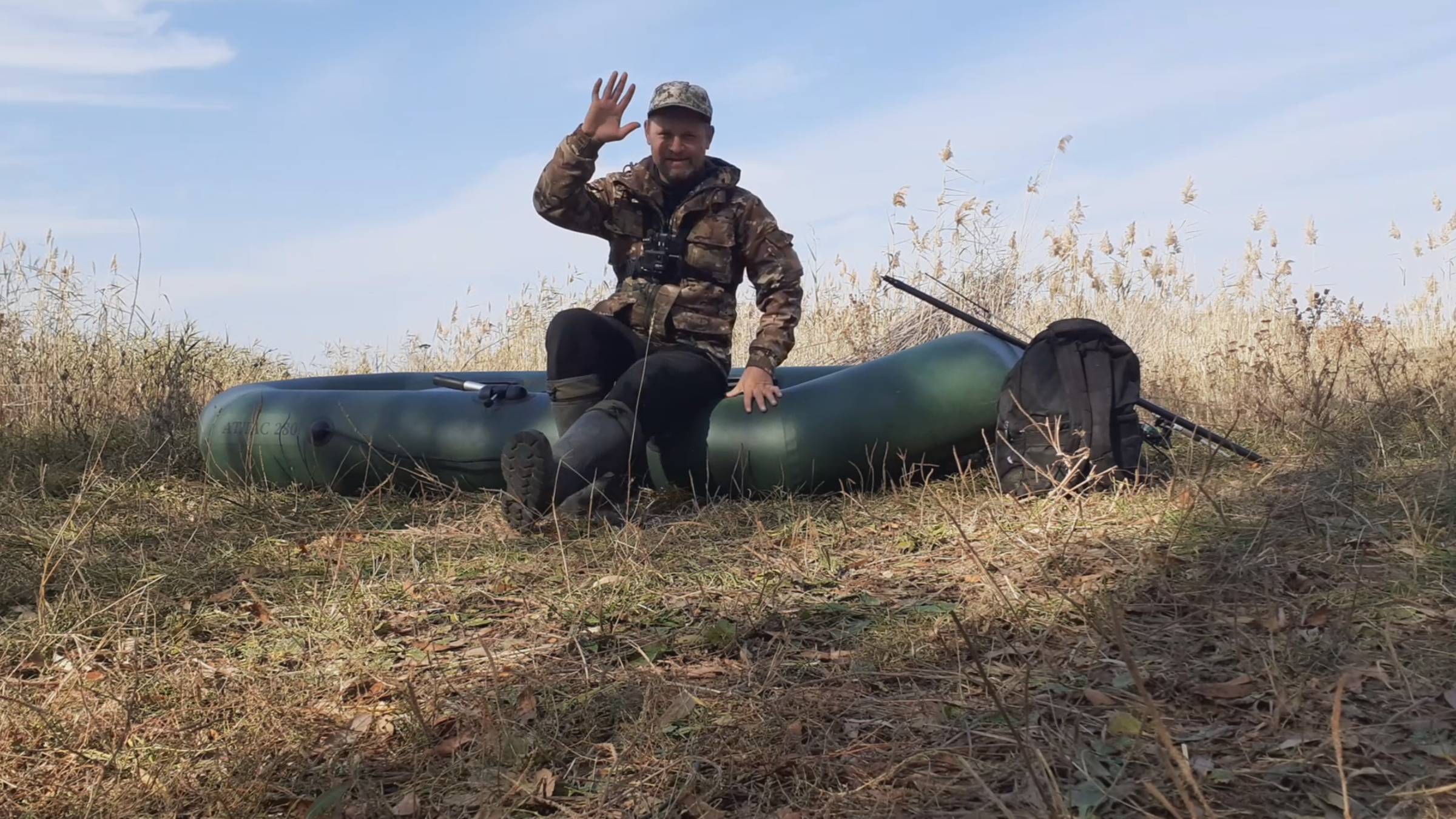 Рыбалка в середине осени на поплавок и спининг!
