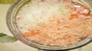 Пирог с брюшками лосося