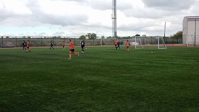 МБУ ДО,,СШ ПО Футболу,,-1( Симферополь), дюфл, 2:1, гол забил Потехин