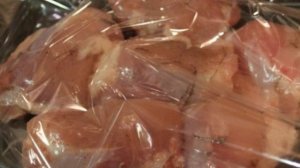 Курица в рукаве с овощами и картошкой