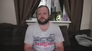 Рядом с кошками В ДОМИКЕ читаю Ваши комментарии и отвечаю на вопросы ПОДВАЛ ИЛЬИЧА