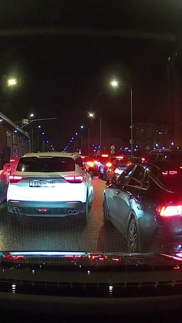 Эгоист на дороге.