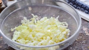 Салат с ветчиной и китайской капустой