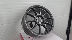 Topwheels GT03 18 8.0J вес 8,6kg Satin Gray