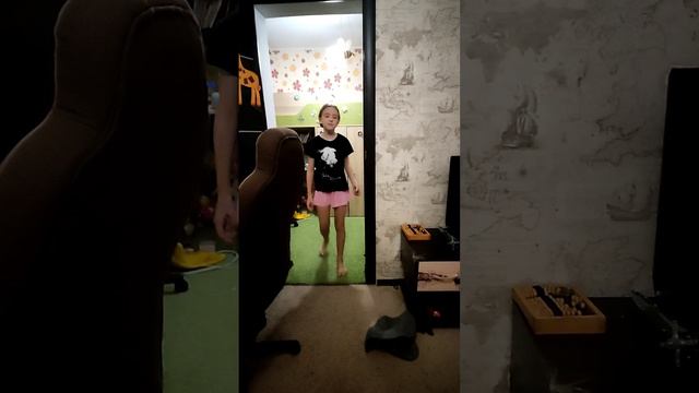 К НАМ В ДОМ ПРИШЁЛ НЕЗВАНЫЙ ГОСТЬ!!! ГОША ВЫЗВАЛ НЕЧЕСТЬ, КАК В ТОМ ГОДУ?! (часть 1)