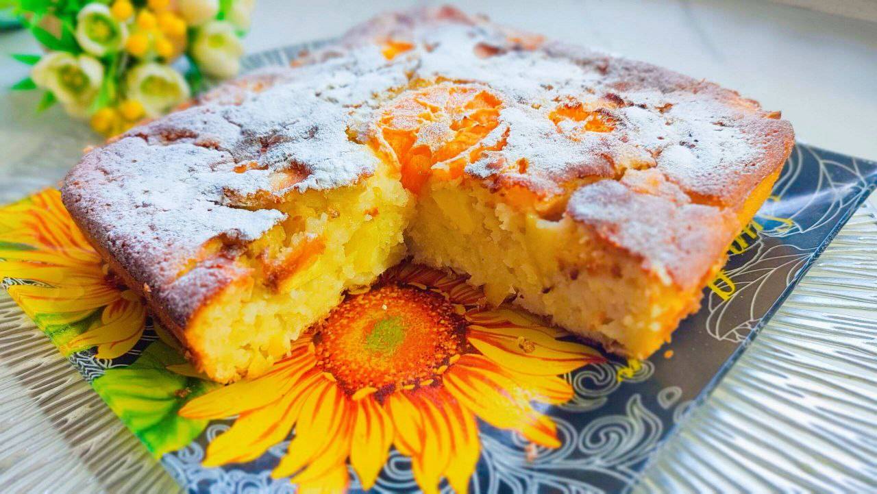 Яблочный пирог на йогурте. Быстро, просто и очень вкусно