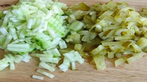 Салат с ветчиной и рисом