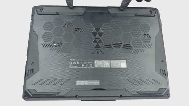Разборка ноутбука ASUS TUF F15 (FX506) смотреть онлайн
