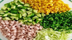 Салат с ветчиной и свежим огурцом