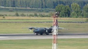 Ан-12BK 17 RF-90917 взлёт.