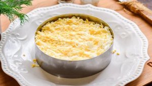 Салат с ветчиной и корейской морковью на год Быка