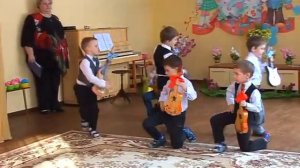 Белка танец с гитарой