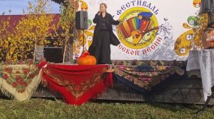 В Большом Подберезье наряду с фестивалем русской песни прошел праздник тыквы