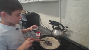 Готовлю спагетти с грибами!  Получилось очень вкусно! 😋