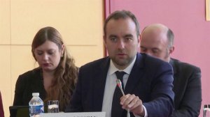 Шестеро из 19 министров сохранили должности в новом правительстве Франции