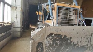 Российский  бульдозер ЧЗПТ на ГСТ трансмиссии, наработка 2750 м/ч. Работает на глине, расход 18,75