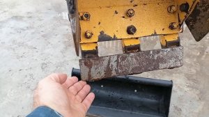 Доработка ковша на миниэкскаваторе Риппа Rippa R319. Прилипает глина, что делать?