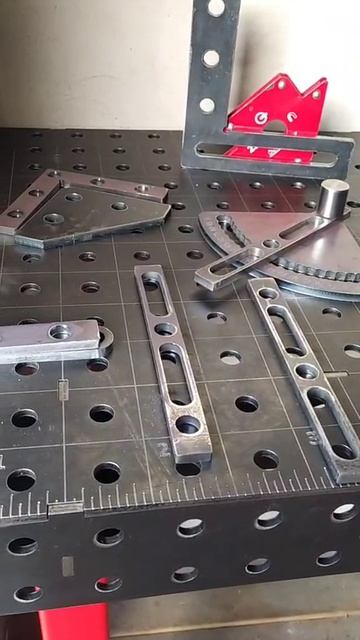 Видео отзыв от клиента из г. Брянск. Сварочный стол + оснастка смотреть онлайн