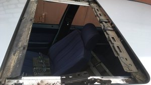 Мерседес 190 w124. Течет люк .