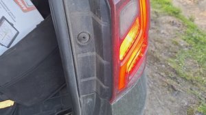 замена стоп ламп Рено Дастер