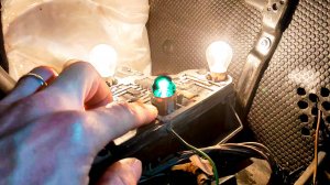 Почему при нажатии на тормоз загораются габариты? Решено! | Golf 3