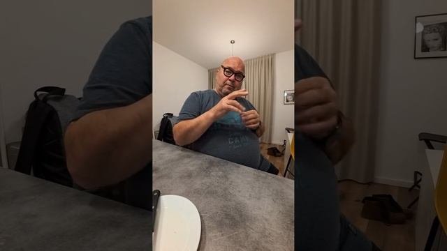 НЕСКОЛЬКО ВИДЕО ДЛЯ ГЛУХИХ 13 ОКТЯБРЯ. ОСТОРОЖНО, РУСОФОБЫ РОМАН КОСТЕНКО И ОЛЕГ ПОПОВ!