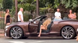 Стиль жизни миллиардеров в Монако, суперкары и модели