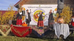 В Большом Подберезье наряду с фестивалем русской песни прошел праздник тыквы