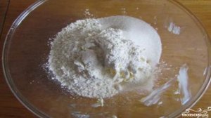 Пирог с грушевым вареньем