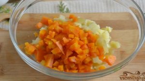 Салат Оливье классический с колбасой