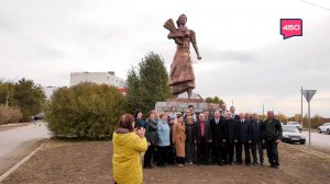 Открытие памятника труженикам сельского хозяйства в Безенчукском районе