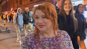 «Сделали дырку в подбородке»: чтобы исправить ошибку косметолога, Сотникова потратила миллион