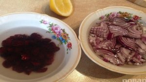 Салат из брокколи с вяленой клюквой