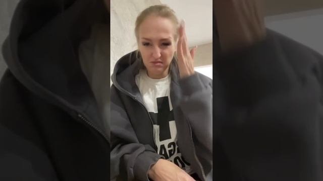 НЕСКОЛЬКО ВИДЕО ДЛЯ ГЛУХИХ. 13 ОКТЯБРЯ 1ЧАСТЬ 👍. ТАМ РУСОФОБКА, ОСТОРОЖНО, НЕ СЛУШАТЬ ЕЕ!☝️