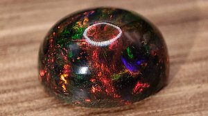 Опал овал 4.09 ct. Эфиопия  + гемм. заключение