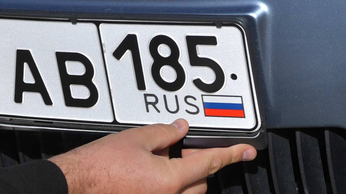 В СПЧ призвали обратить внимание на госномера без триколора