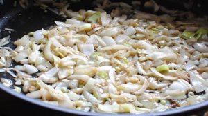 Курица в сливочно-грибном соусе