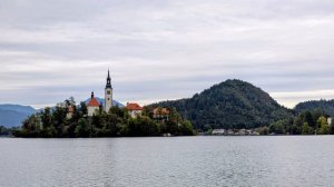 814.Ода словенскому Бледу.