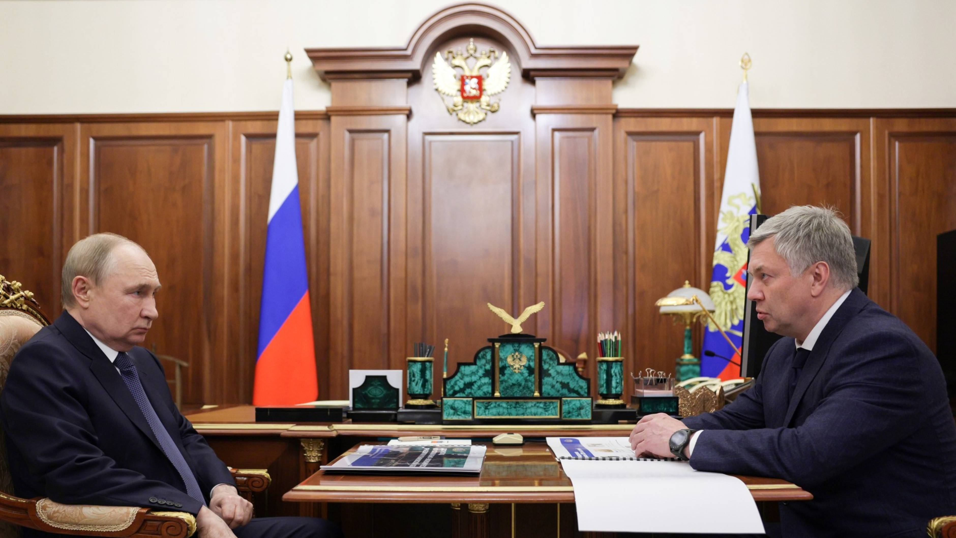 Владимир Путин встреча с губернатором Ульяновской области Алексеем Русских, Кремль, 13 октября 2025