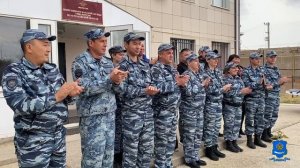 Полицейские проводили на «пенсию» четвероногого коллегу