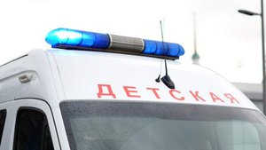 В Екатеринбурге 15 человек пострадали после распыления перцового баллона в школе